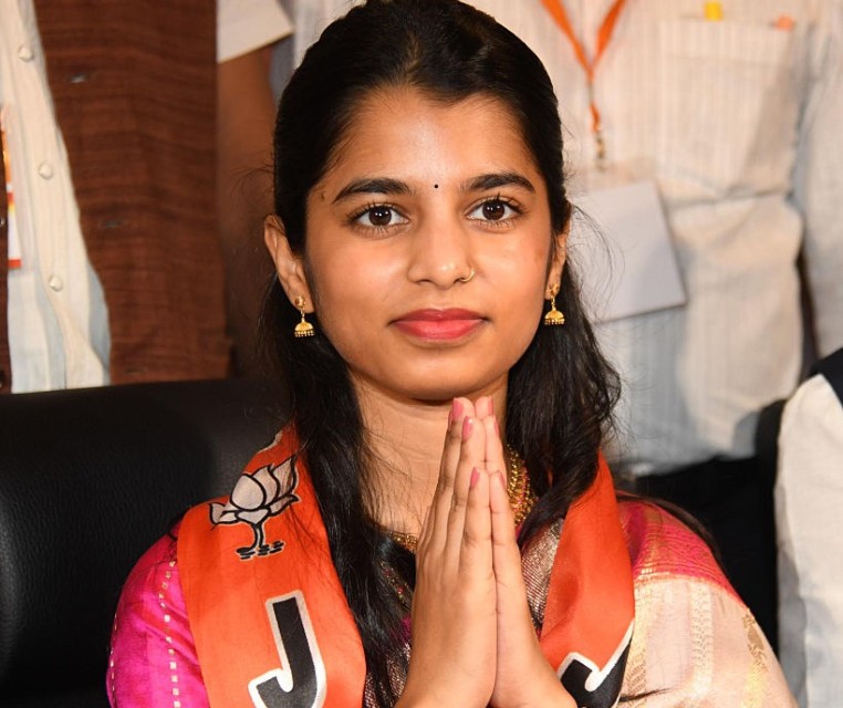 Maithili Thakur